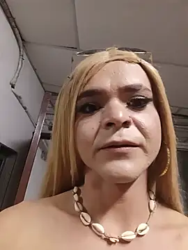 Show de ShainaMonroe na webcam