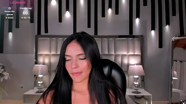 แชท XXX สดของ ArianaWest1