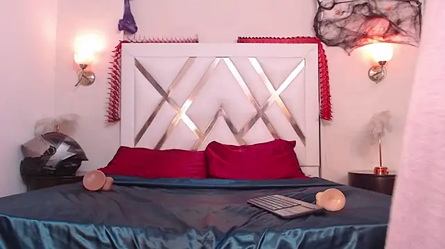 Sky_Collins_'s Live XXX Chat
