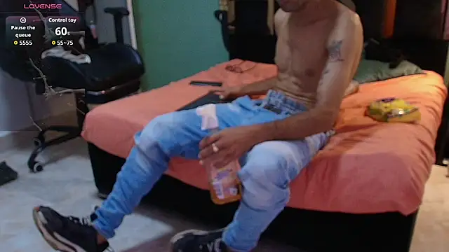 Chat +18 de HANNA_SEBAS ao vivo