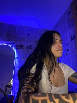 دردشة i_am_nina_ الجنسية المباشرة