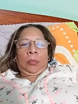 Show modela EliteCoupleMM na web-kameri