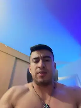 XXX chat uživo modela Chris_Clarck