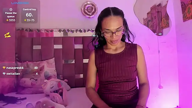 stacyfoxxx's Live XXX Chat