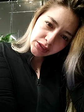 alana_69 live XXX chat