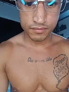 Sembang XXX Secara Langsung Fitneehot