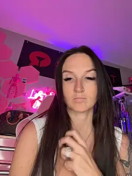 Kate-Paul live XXX chat