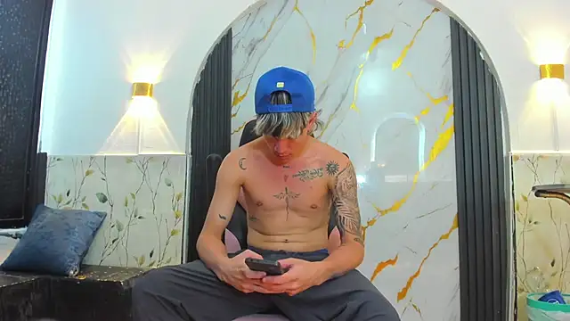 Kelvin_blessed's Live XXX Chat