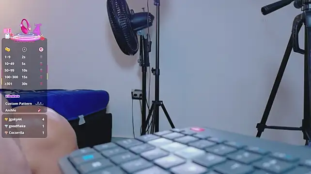 BoomChikaWow's Live XXX Chat