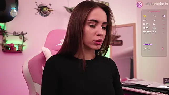 -BabyYoda's Live XXX Chat