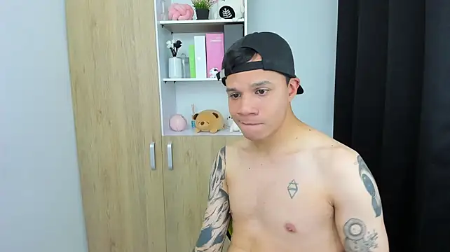 Im_Marco_ Live XXX-Chat