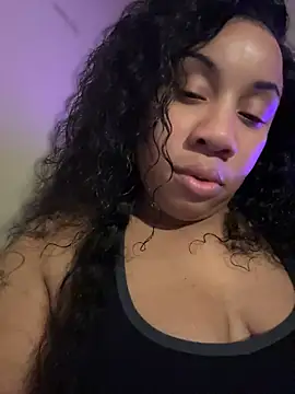 RoxieVoss' Live XXX Chat