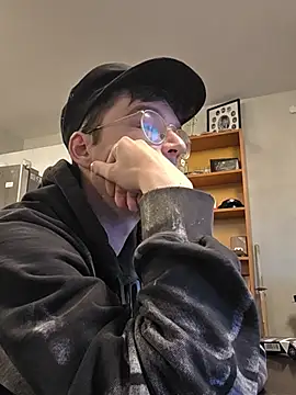 Show webcam de KinkyKittyBoy