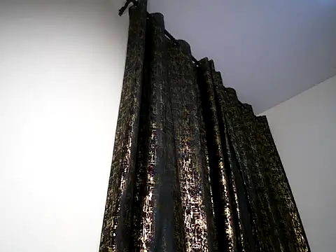 XXX chat uživo modela Mystique_noir