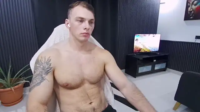 YourHotGreg Adlı Modelin Canlı XXX Sohbeti