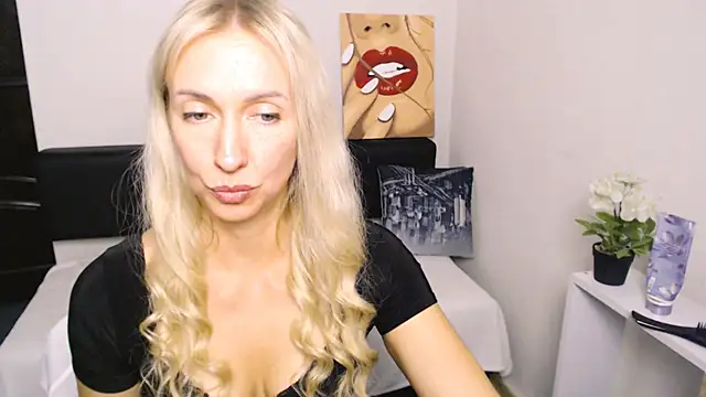 Cute_Smile_Shy's Live XXX Chat
