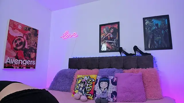 Elowra_Veyss XXX чат на живо