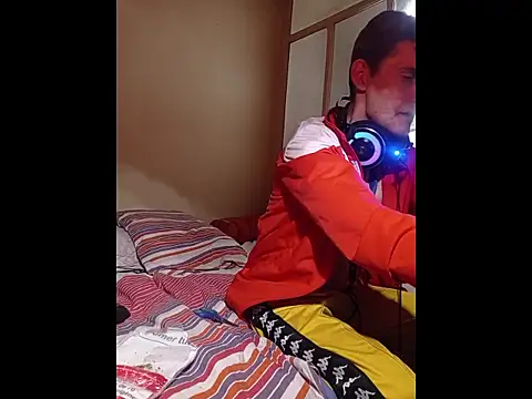 MON_PETIT_CHAT Adlı Modelin Canlı XXX Sohbeti