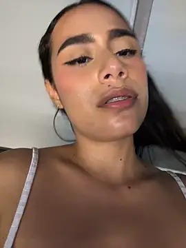 แชท XXX สดของ Sara-Castillo