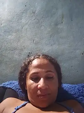 Chat +18 de MoanaCaspier ao vivo