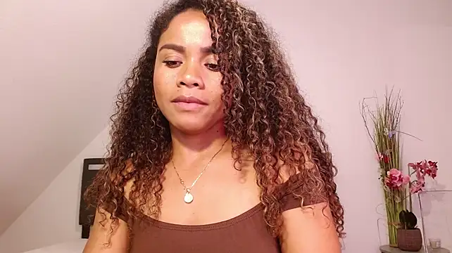 Valentina-Ferrer Live XXX-Chat