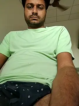 HOTHARDFUCKER0 Adlı Modelin Canlı XXX Sohbeti