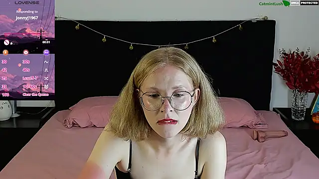 CatmintLush live XXX chat