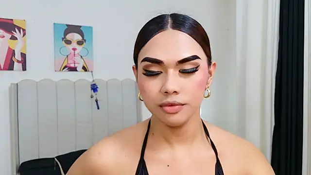 MirandaSterling Adlı Modelin Canlı XXX Sohbeti