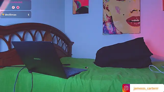 Czat XXX na żywo – james_carter777