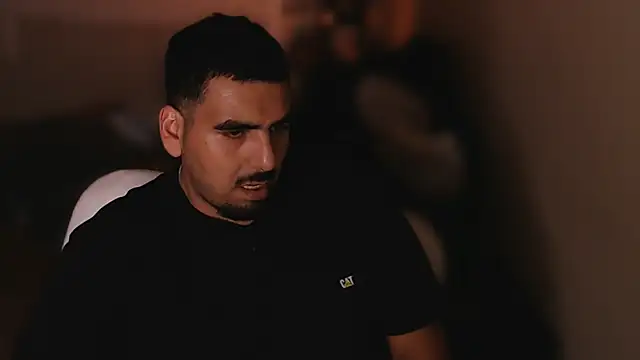 100J: απευθείας συνομιλία ΧΧΧ