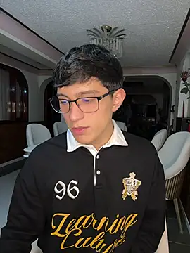 در دشة Bryanwild الجنسية المباشرة