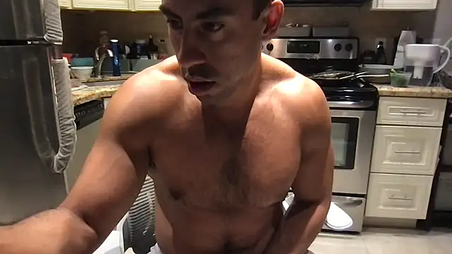 BigGuyMuscle's Live XXX Chat