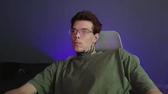 DENIS_HERE XXX чат на живо
