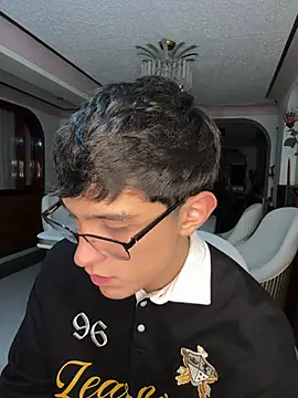 แชท XXX สดของ Bryanwild