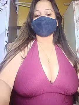 Naughtysummi লাইভ XXX চ্যাট