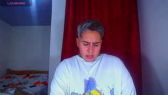 צ'אט XXX בשידור חי של Yessi_rousse
