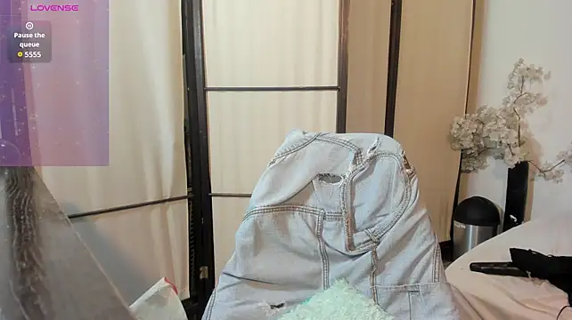 Emmaray33 Chat XXX live