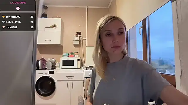 Chat XXX en directo de AngelJeni