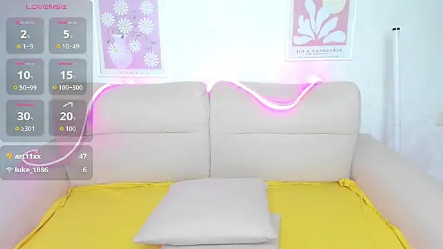 צ'אט XXX בשידור חי של Alexa_temptress