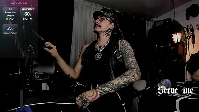 XXX chat uživo modela allanhurtss