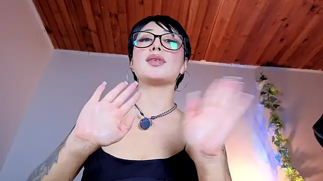 saralynnnX's Live XXX Chat