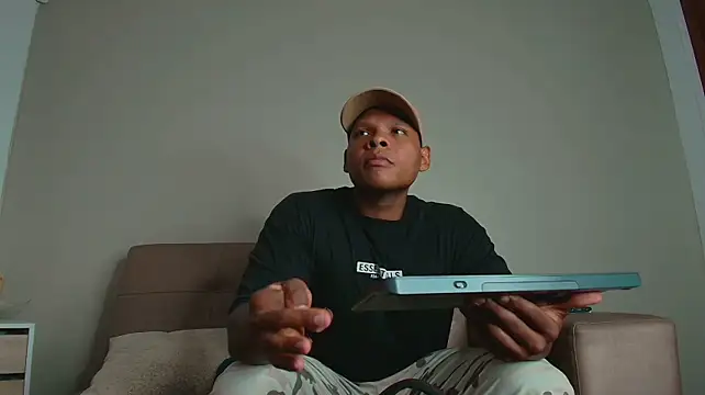 FusionFit's Live XXX Chat