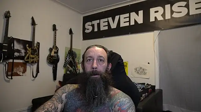 Chat XXX en directo de StevenRiseNYC
