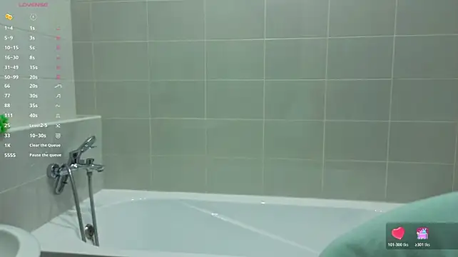 XXX chat uživo modela DongMoolt