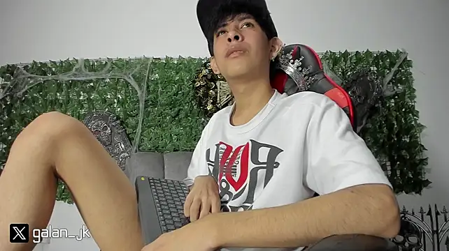 JulianGalan Live XXX-Chat