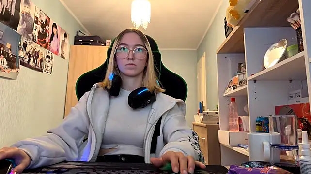 SoniaKotts Chat XXX in diretta