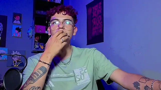 Chat XXX Live MikeyKuro