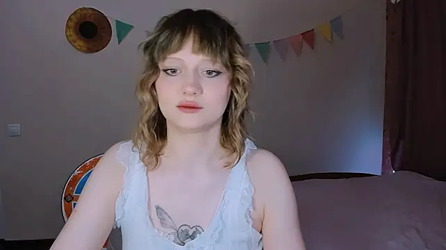 Chat +18 de MariaMango ao vivo