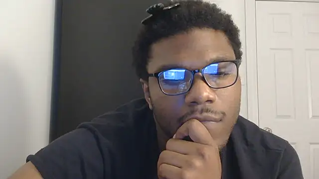Fireladozai Live XXX Chat