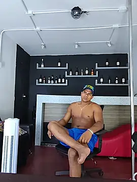 Hunter_mastern Live XXX chat